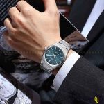 ساعت مچی عقربه ای کوارتز مردانه برند کورن مدل 8439 رنگ آبی نقره ای