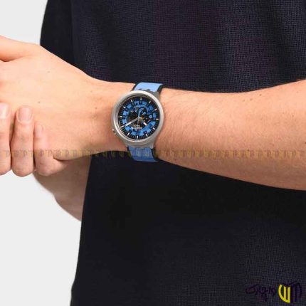 ساعت مچی عقربه ای کوارتز اسپرت برند سواچ مدل ‏AZURE BLUE DAZE SB07S106‎